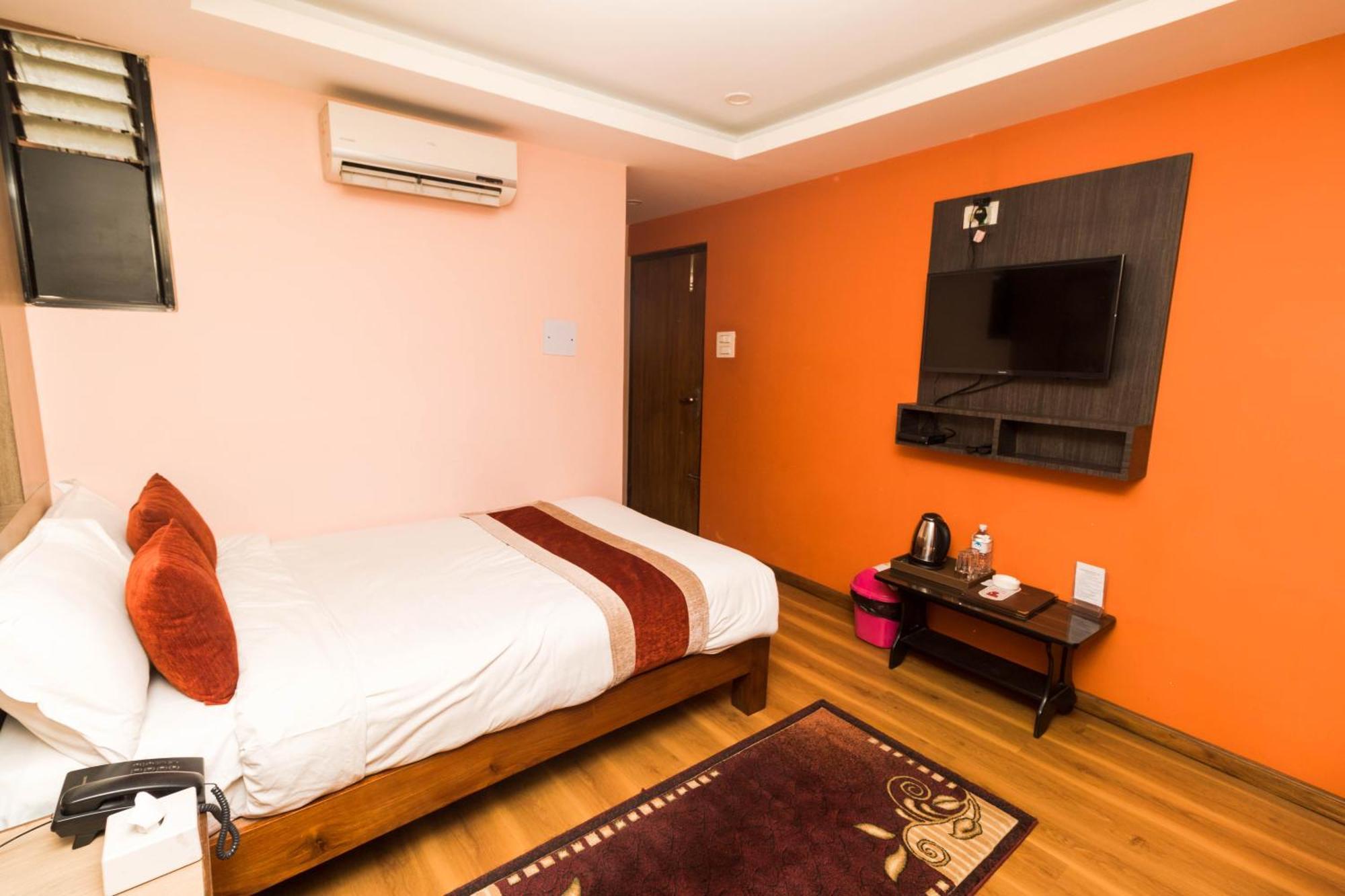 Hotel Marinha Katmandú Habitación foto